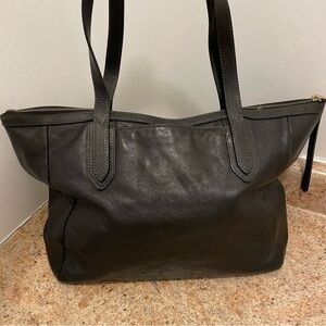 Fossil Tote